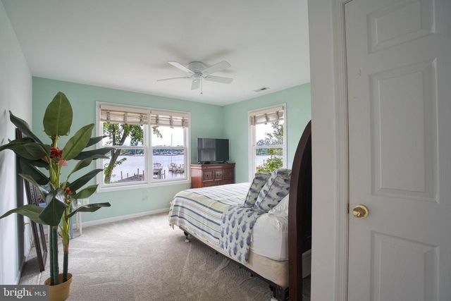 78 W KINGSTON PARK LN, Middle River, MD 21220