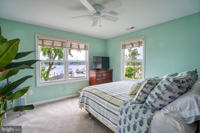 78 W KINGSTON PARK LN, Middle River, MD 21220