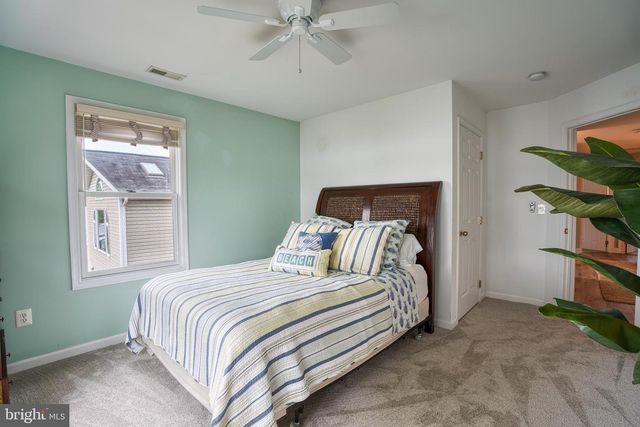 78 W KINGSTON PARK LN, Middle River, MD 21220