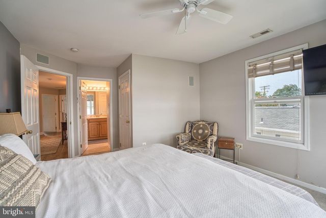 78 W KINGSTON PARK LN, Middle River, MD 21220