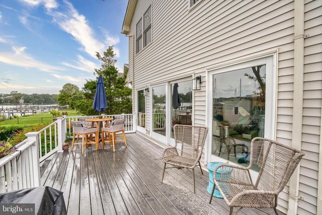 78 W KINGSTON PARK LN, Middle River, MD 21220