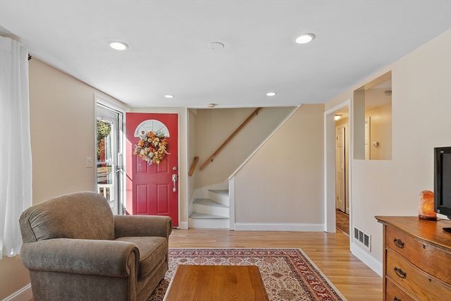 30 St. Ann's Ave, Peabody, MA 01960
