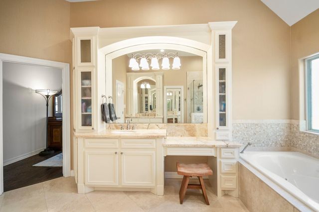 5306 Norborne Lane, Houston, TX 77069