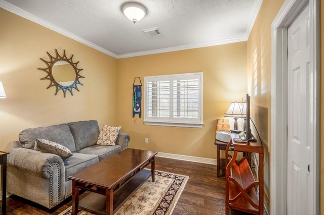 5306 Norborne Lane, Houston, TX 77069