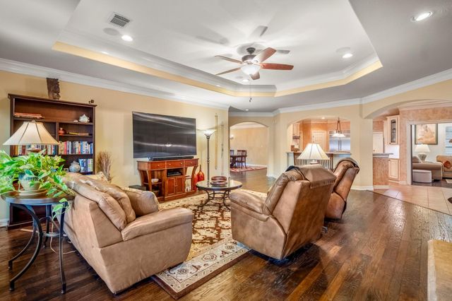 5306 Norborne Lane, Houston, TX 77069