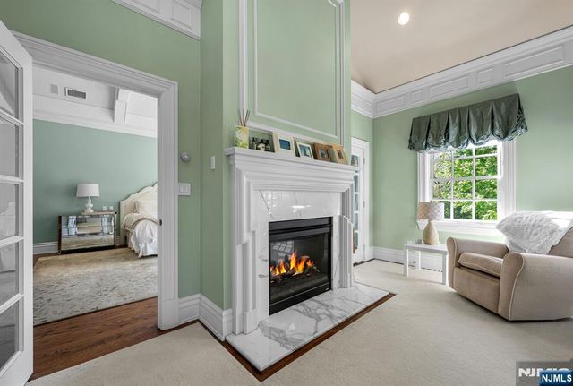 268 Woodside Avenue, Franklin Lakes, NJ 07417