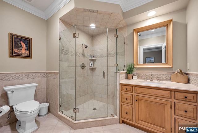 268 Woodside Avenue, Franklin Lakes, NJ 07417