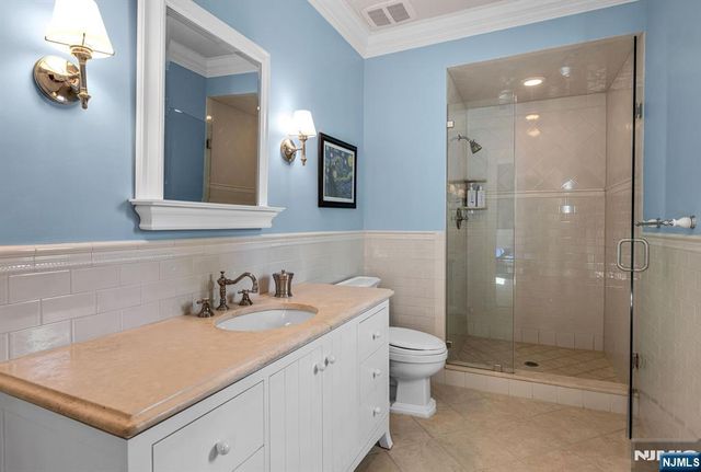 268 Woodside Avenue, Franklin Lakes, NJ 07417
