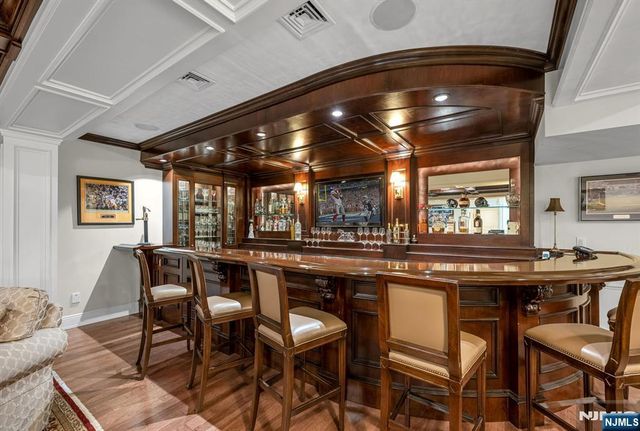 268 Woodside Avenue, Franklin Lakes, NJ 07417