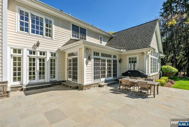 268 Woodside Avenue, Franklin Lakes, NJ 07417