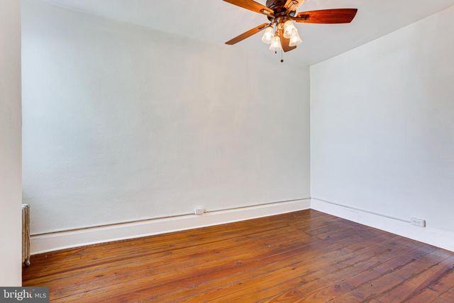 2417 S MOLE ST, Philadelphia, PA 19145