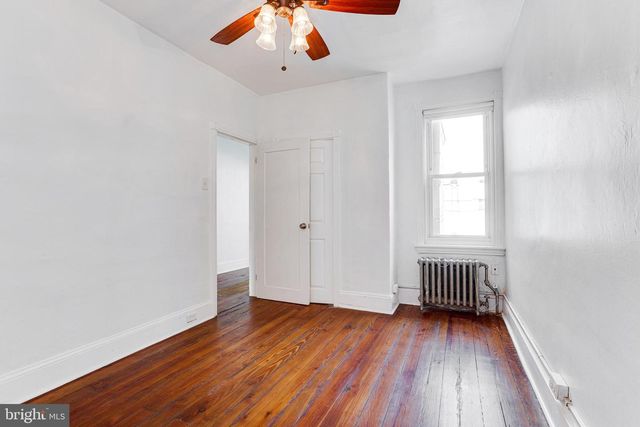 2417 S MOLE ST, Philadelphia, PA 19145