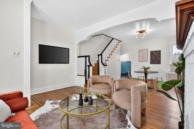 2417 S MOLE ST, Philadelphia, PA 19145