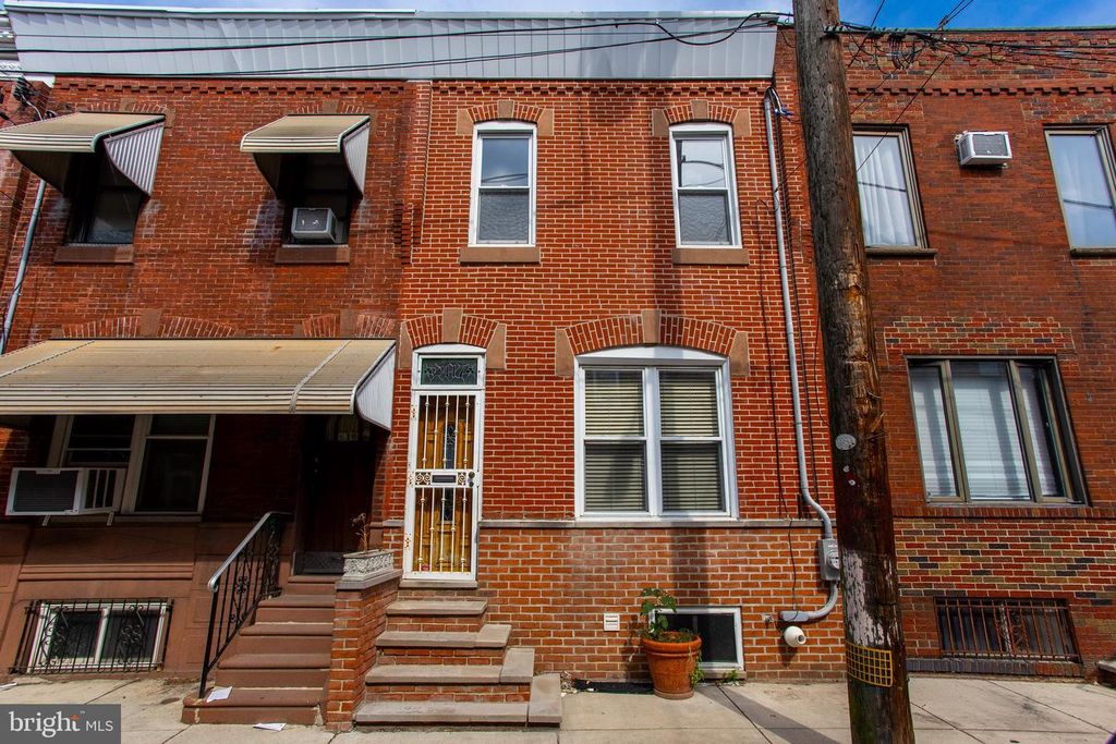 2417 S MOLE ST, Philadelphia, PA 19145