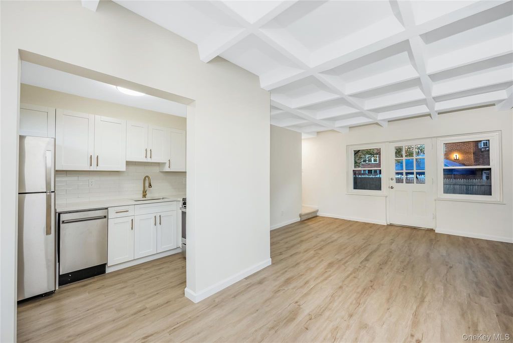 80-14 150th 25D, Jamaica, NY 11435 — photo 4