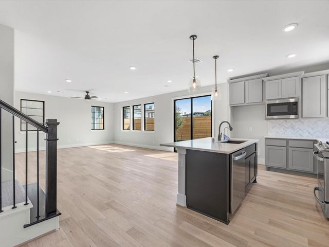 12038 Royal Oaks Banner Way, Houston, TX 77082