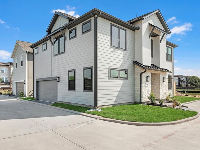 12038 Royal Oaks Banner Way, Houston, TX 77082