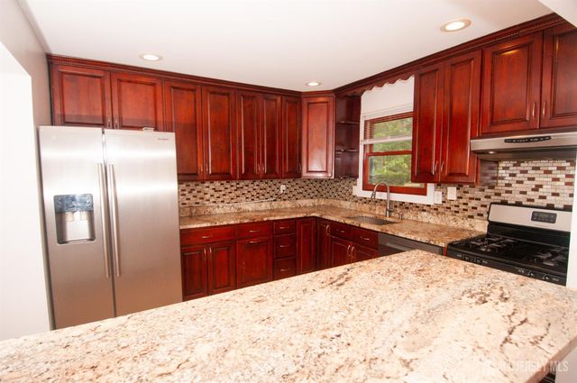 6505 Hana Road, Edison, NJ 08817