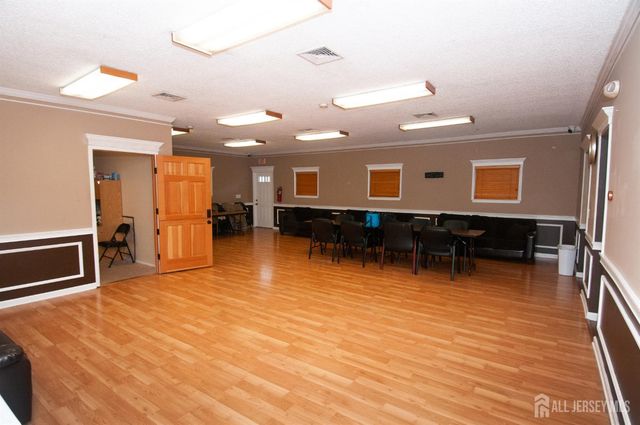 6505 Hana Road, Edison, NJ 08817