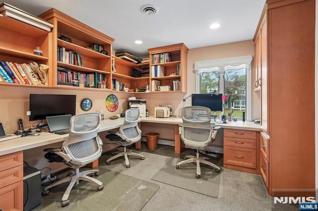 26 Almroth Drive, Wayne, NJ 07470