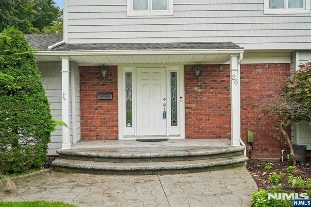 26 Almroth Drive, Wayne, NJ 07470