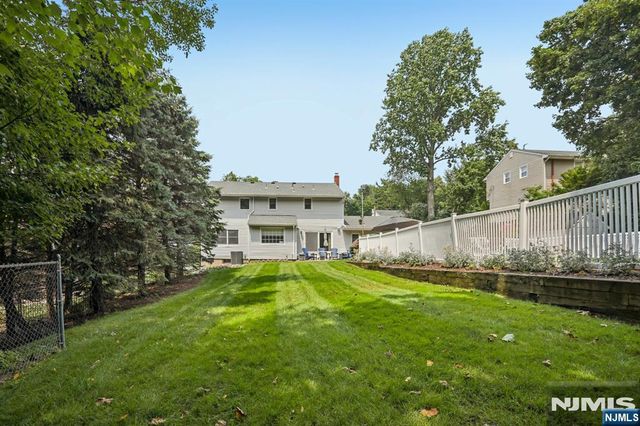 26 Almroth Drive, Wayne, NJ 07470