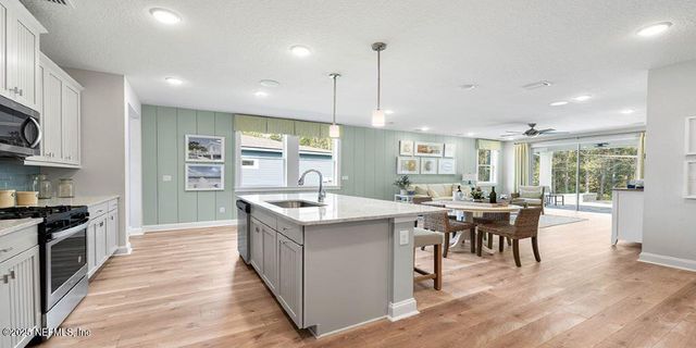 166 WHISTLING STRAITS Drive, St. Johns, FL 32259