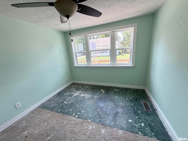 407 N BUCHANAN Street, Marion, IL 62959