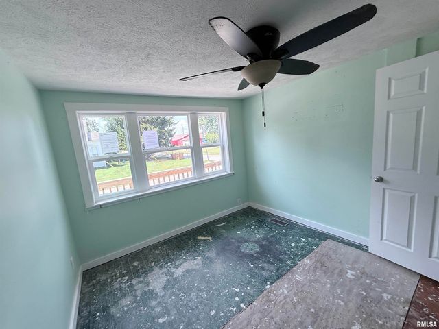 407 N BUCHANAN Street, Marion, IL 62959