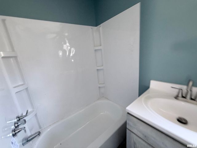 407 N BUCHANAN Street, Marion, IL 62959