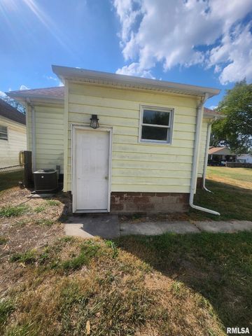 407 N BUCHANAN Street, Marion, IL 62959