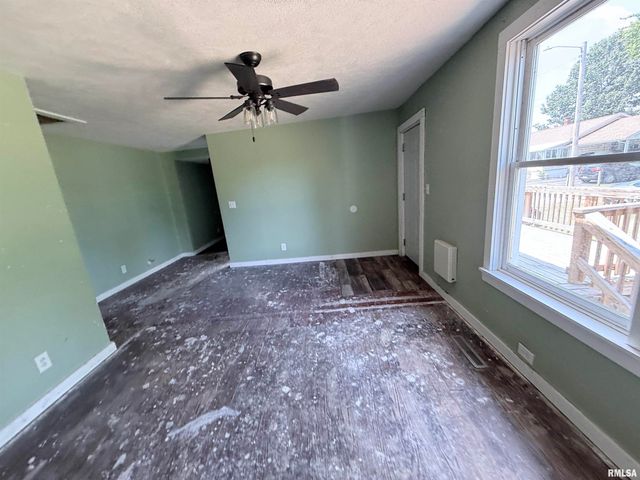 407 N BUCHANAN Street, Marion, IL 62959