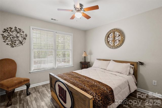8003 Hope Lane, Waxhaw, NC 28173