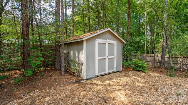 8003 Hope Lane, Waxhaw, NC 28173