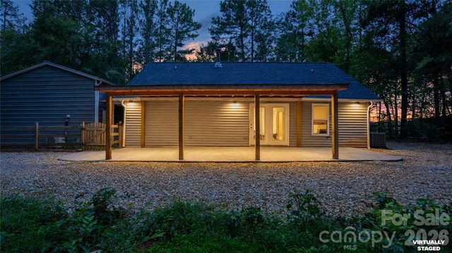 8003 Hope Lane, Waxhaw, NC 28173