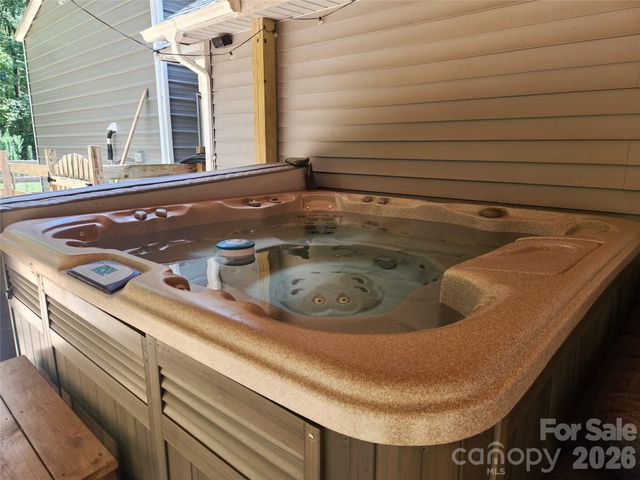 8003 Hope Lane, Waxhaw, NC 28173
