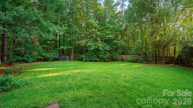 8003 Hope Lane, Waxhaw, NC 28173