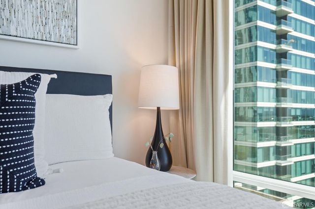 425 1st Street 1008, San Francisco, CA 94105
