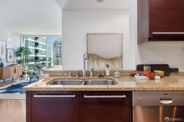 425 1st Street 1008, San Francisco, CA 94105