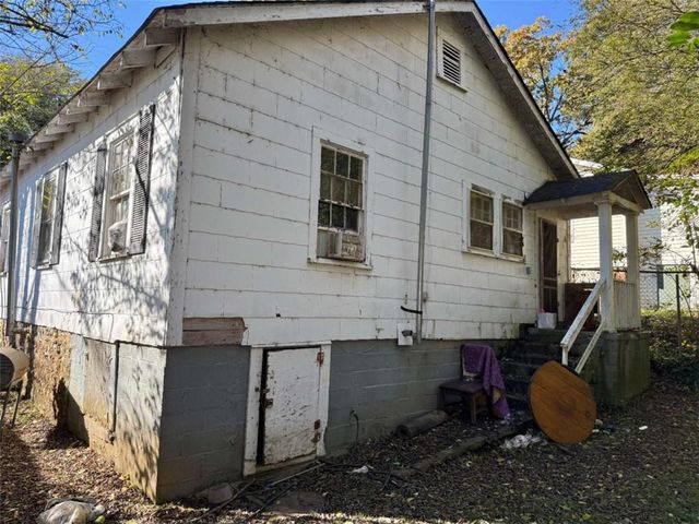 302 W Callahan W Street, Rome, GA 30161