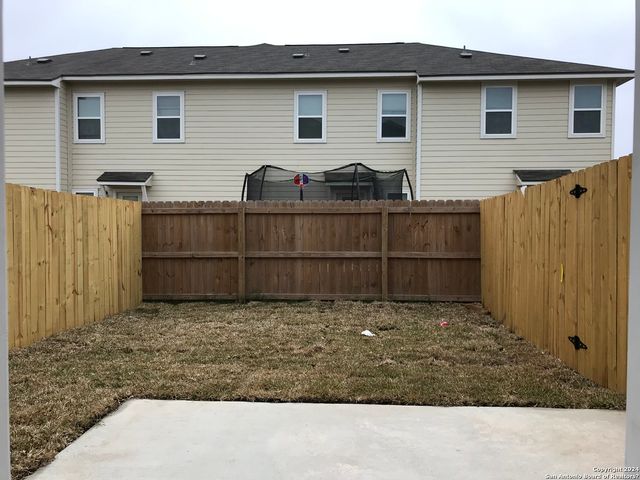 16905 Spirit Brk Unit 2, Selma, TX 78154