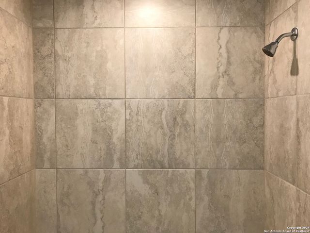 16905 Spirit Brk Unit 2, Selma, TX 78154