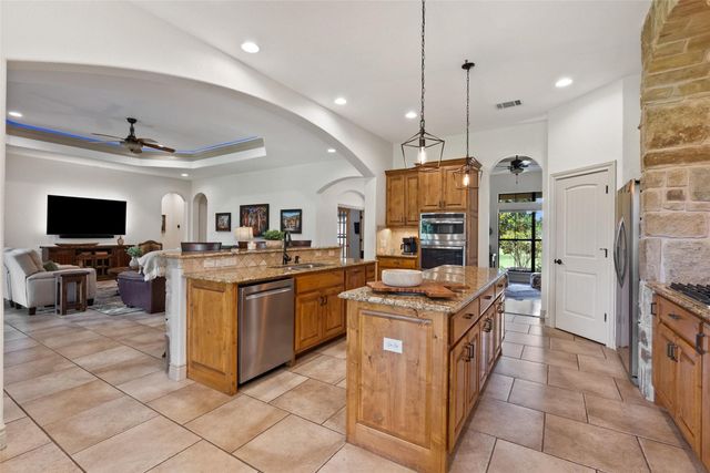 343 Colorado DR, Cedar Creek, TX 78612