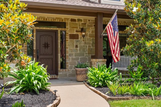 343 Colorado DR, Cedar Creek, TX 78612