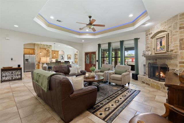 343 Colorado DR, Cedar Creek, TX 78612