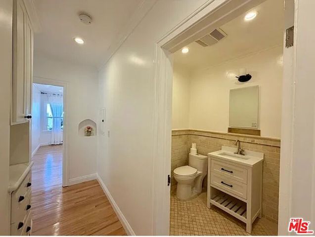 837 5th, Santa Monica, CA 90403