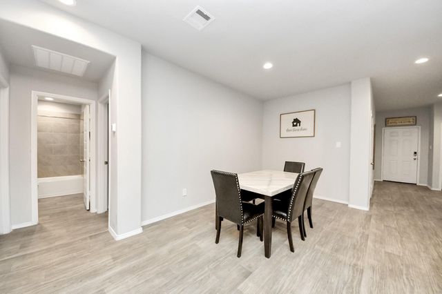 6806 Amber Cliff Lane, Richmond, TX 77469