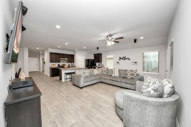 6806 Amber Cliff Lane, Richmond, TX 77469