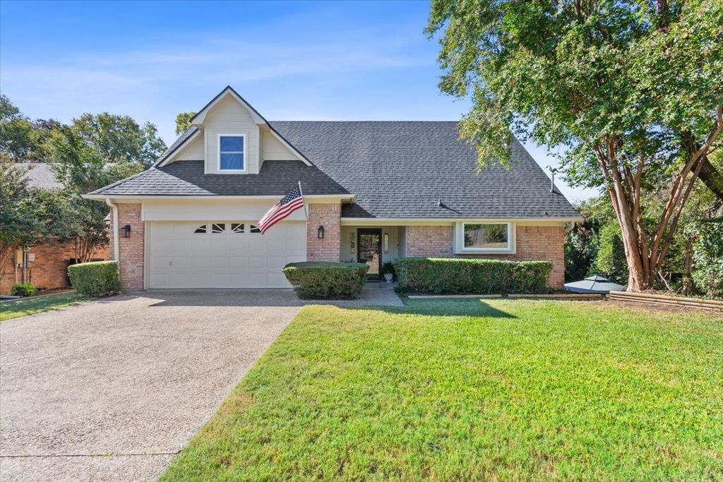 6904 Viking Drive, Waco, TX 76710
