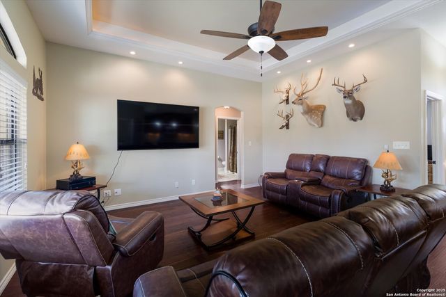 1758 Crooked Creek, Pleasanton, TX 78064